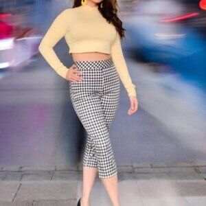 Stretch High rise Gingham Capri pants   H& M    Size 8